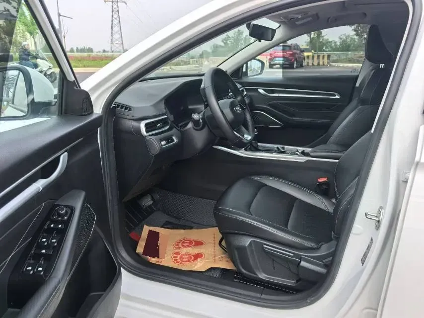 2022 Geely Emgrand 1.5L 114HP L4 CVT,autocango,china used car exporter,china ev exporter,chinese used car exporter,chinese used ev exporter