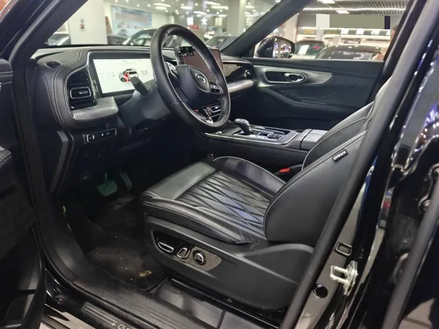 2022 GAC Trumpchi GS8 2.0T 252HP L4 8AT,autocango,china used car exporter,china ev exporter,chinese used car exporter,chinese used ev exporter