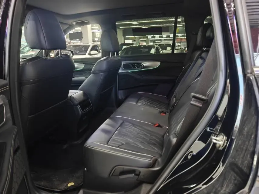 2022 GAC Trumpchi GS8 2.0T 252HP L4 8AT,autocango,china used car exporter,china ev exporter,chinese used car exporter,chinese used ev exporter