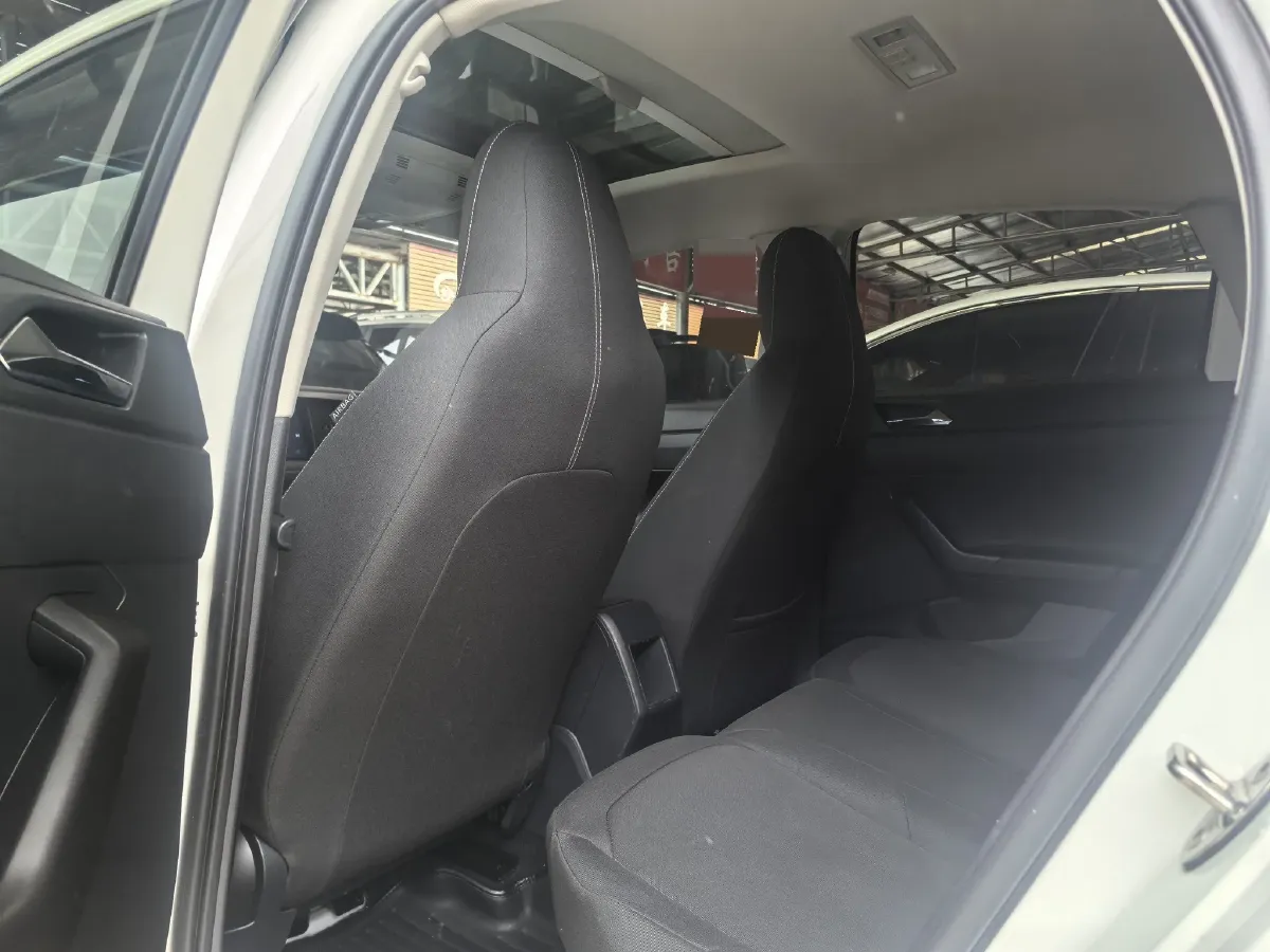 2019 Volkswagen Polo 1.5L 113HP L4 6AT,autocango,china used car exporter,china ev exporter,chinese used car exporter,chinese used ev exporter