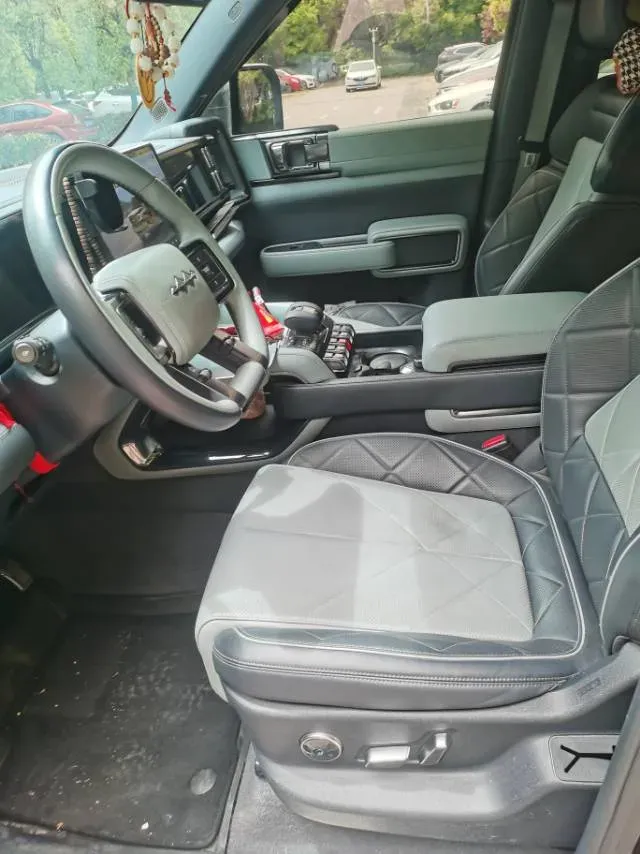 2023 FangChengBao Bao 5 1.5T 194HP L4 E-CVT PHEV 31.8KWH,autocango,china used car exporter,china ev exporter,chinese used car exporter,chinese used ev exporter