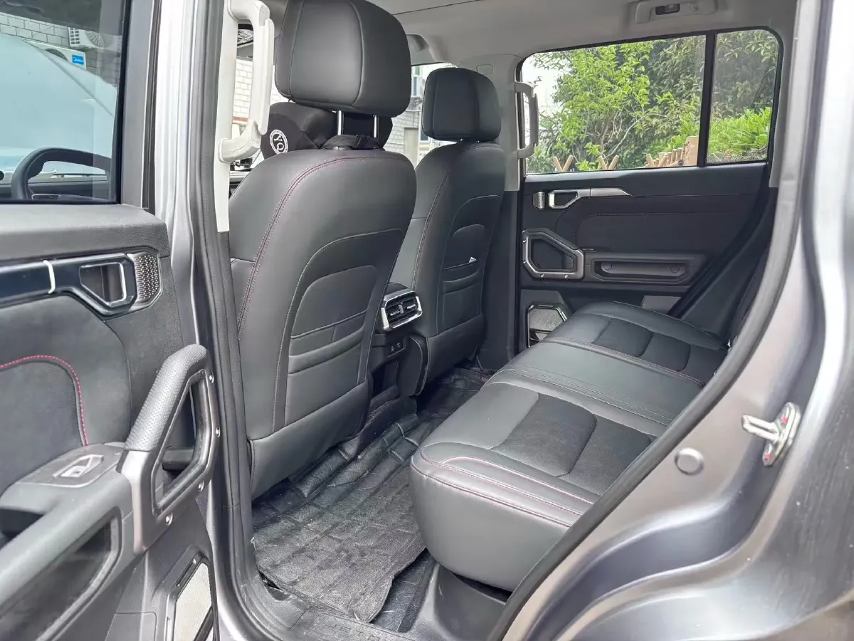 2023 Jetour Traveller 1.5T 184HP L4 7DCT,autocango,china used car exporter,china ev exporter,chinese used car exporter,chinese used ev exporter