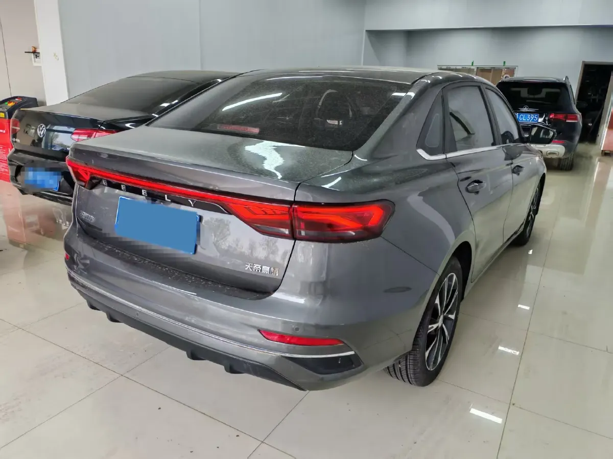 2025 Geely Emgrand 1.5L 127HP L4 CVT,autocango,china used car exporter,china ev exporter,chinese used car exporter,chinese used ev exporter
