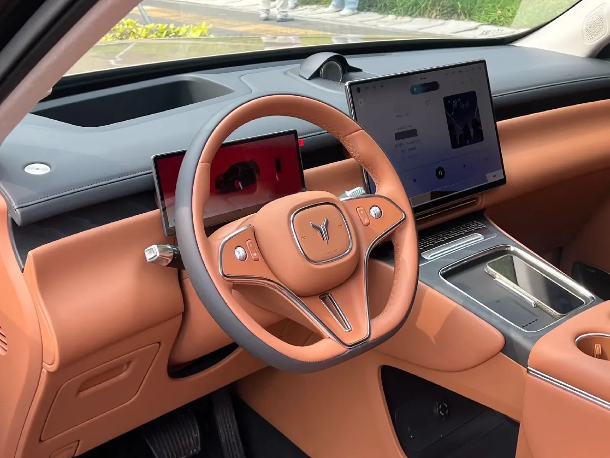 2026 Voyah 9L 1.5T 150HP L4 PHEV,autocango,china used car exporter,china ev exporter,chinese used car exporter,chinese used ev exporter