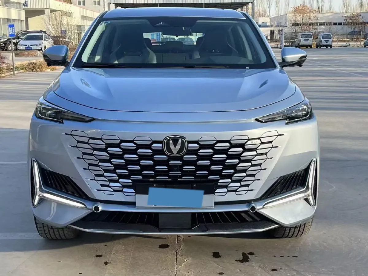 2024 ChangAn UNI-K iDD 1.5T 170HP L4 6TCT PHEV 28.4KWH,autocango,china used car exporter,china ev exporter,chinese used car exporter,chinese used ev exporter