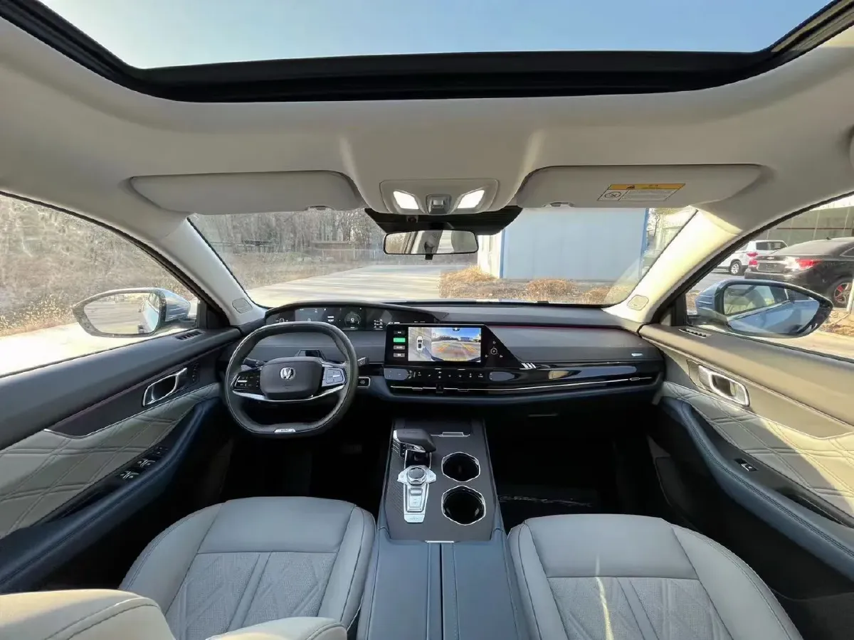 2024 ChangAn UNI-K iDD 1.5T 170HP L4 6TCT PHEV 28.4KWH,autocango,china used car exporter,china ev exporter,chinese used car exporter,chinese used ev exporter