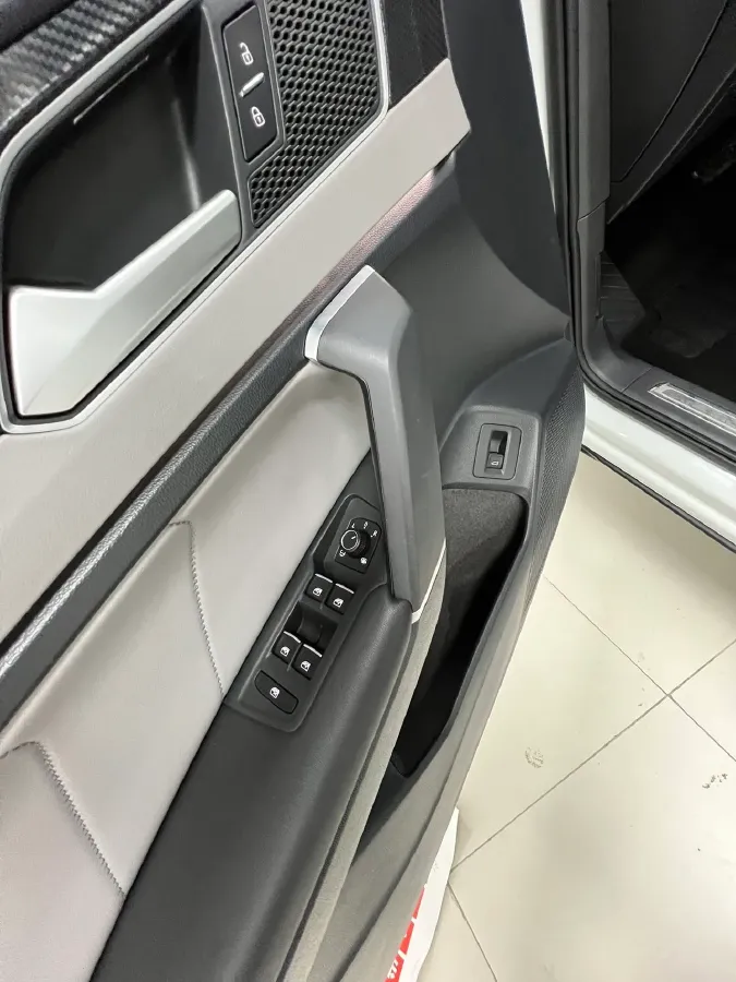 2023 Volkswagen Tayron 1.4T 150HP L4 7DCT,autocango,china used car exporter,china ev exporter,chinese used car exporter,chinese used ev exporter