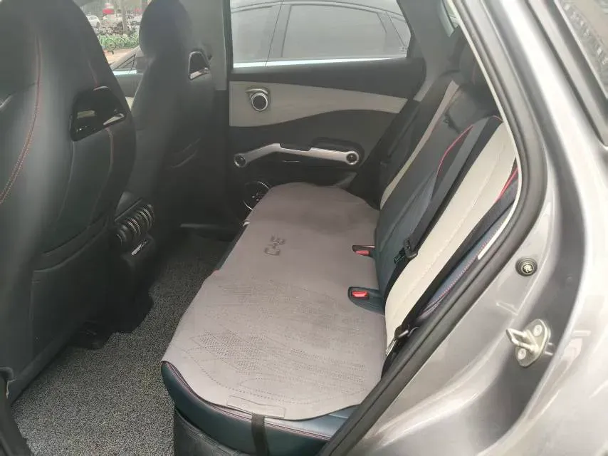 2022 Hycan Z03 BEV 64.23KWH,autocango,china used car exporter,china ev exporter,chinese used car exporter,chinese used ev exporter