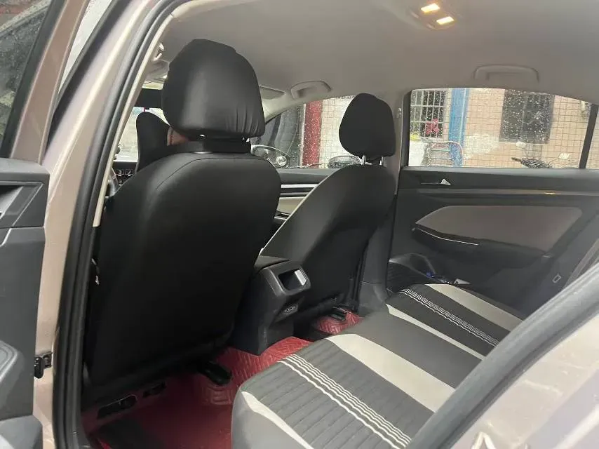 2023 Volkswagen Bora 1.2T 116HP L4 7DCT,autocango,china used car exporter,china ev exporter,chinese used car exporter,chinese used ev exporter