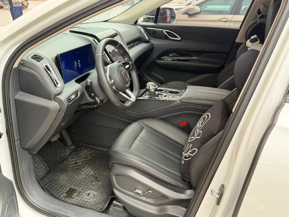 2023 HongQi HS3 1.5T 169HP L4 7DCT,autocango,china used car exporter,china ev exporter,chinese used car exporter,chinese used ev exporter