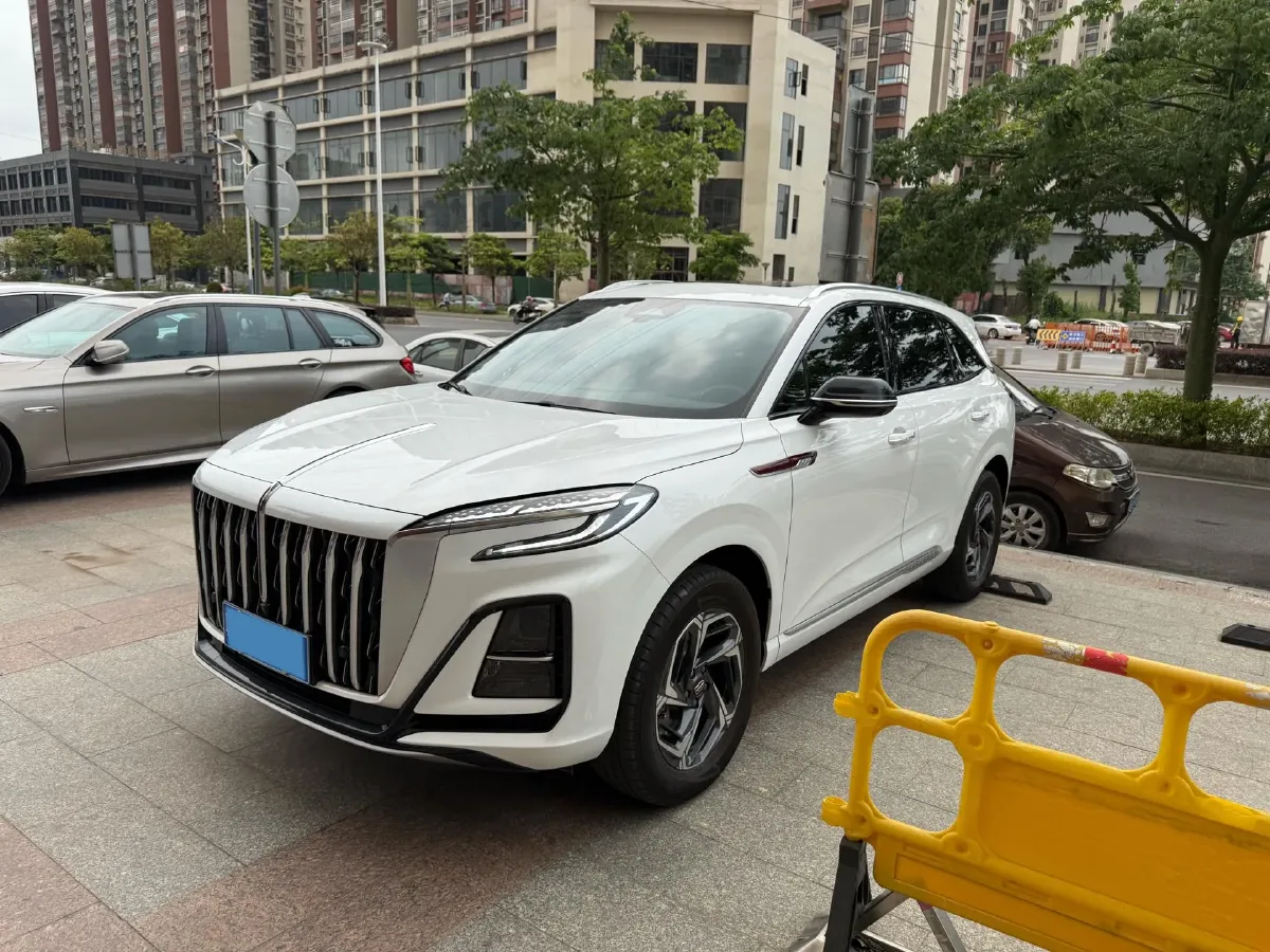 2023 HongQi HS3 1.5T 169HP L4 7DCT,autocango,china used car exporter,china ev exporter,chinese used car exporter,chinese used ev exporter