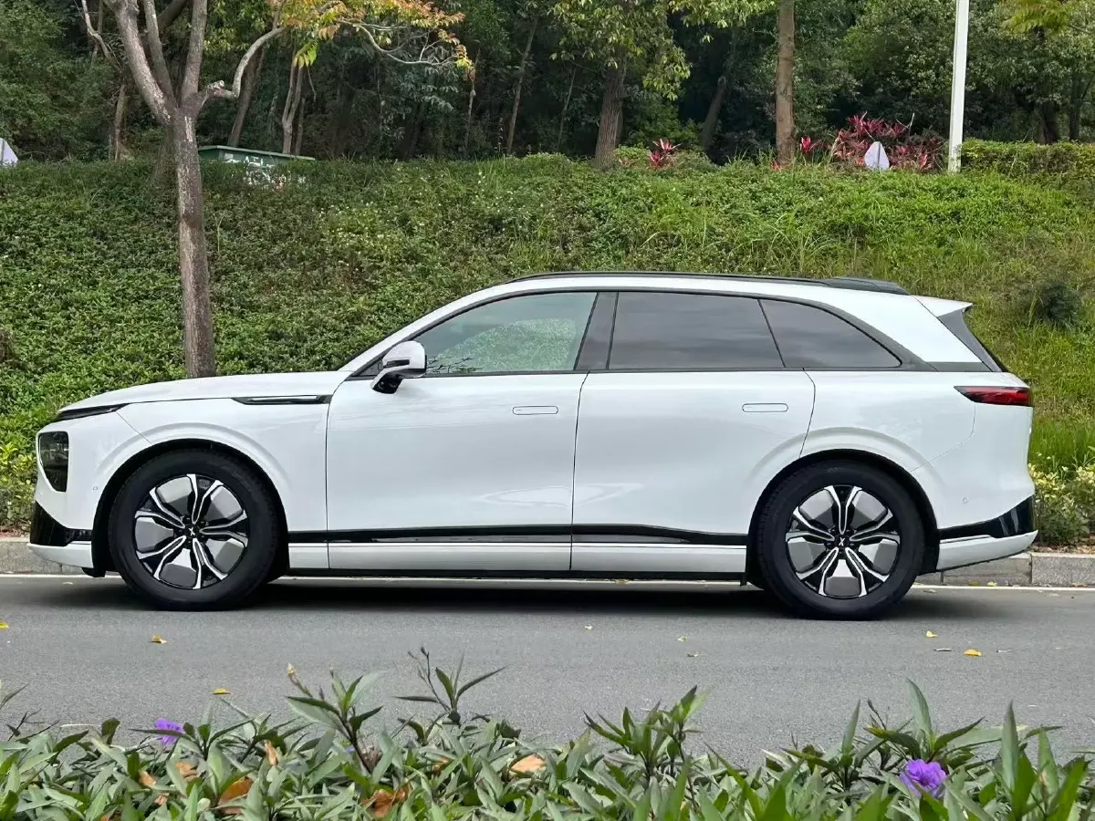 2024 Xpeng G9 BEV 98KWH,autocango,china used car exporter,china ev exporter,chinese used car exporter,chinese used ev exporter