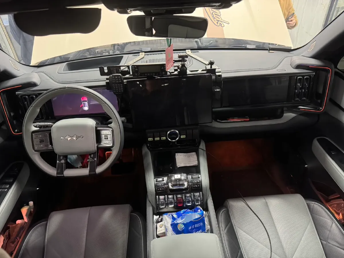 2023 FangChengBao Bao 5 1.5T 194HP L4 E-CVT PHEV 31.8KWH,autocango,china used car exporter,china ev exporter,chinese used car exporter,chinese used ev exporter