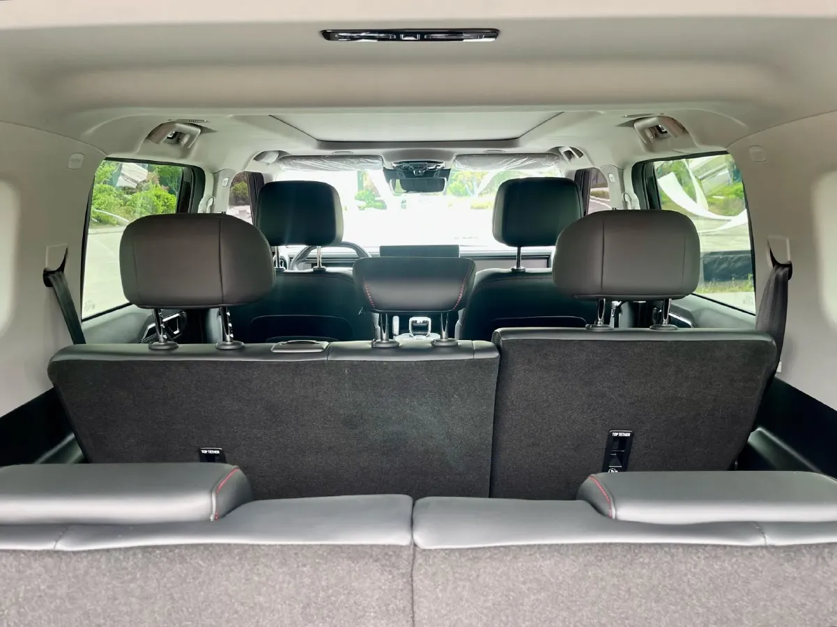 2025 Jetour Traveller 2.0T 254HP L4 8AT,autocango,china used car exporter,china ev exporter,chinese used car exporter,chinese used ev exporter