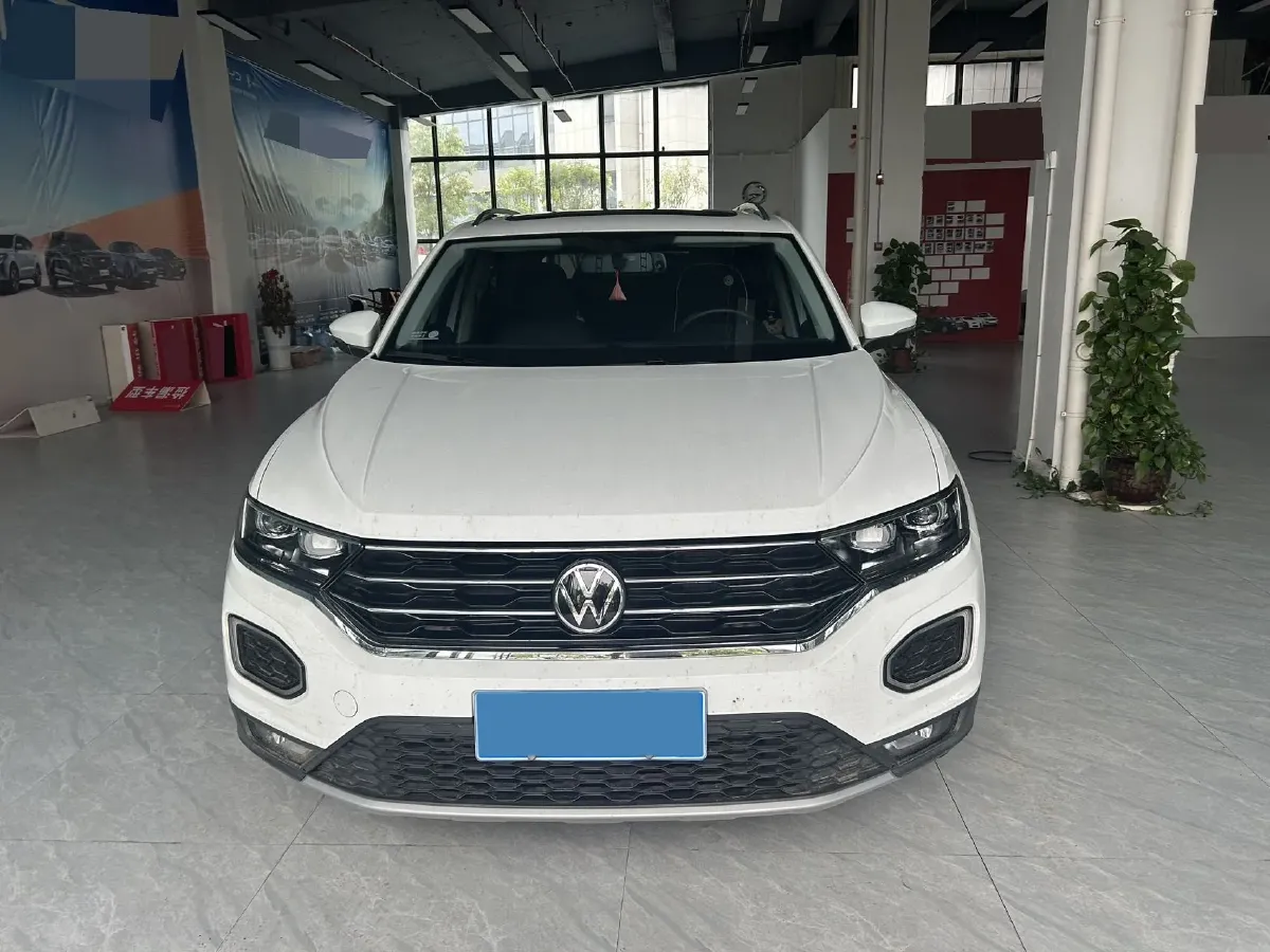 2021 Volkswagen T-Roc 1.4T 150HP L4 7DCT,autocango,china used car exporter,china ev exporter,chinese used car exporter,chinese used ev exporter