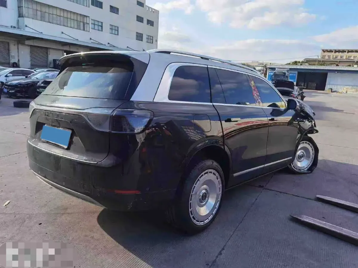 2024 AITO AITO M9 1.5T 152HP L4 REEV 42KWH,autocango,china used car exporter,china ev exporter,chinese used car exporter,chinese used ev exporter