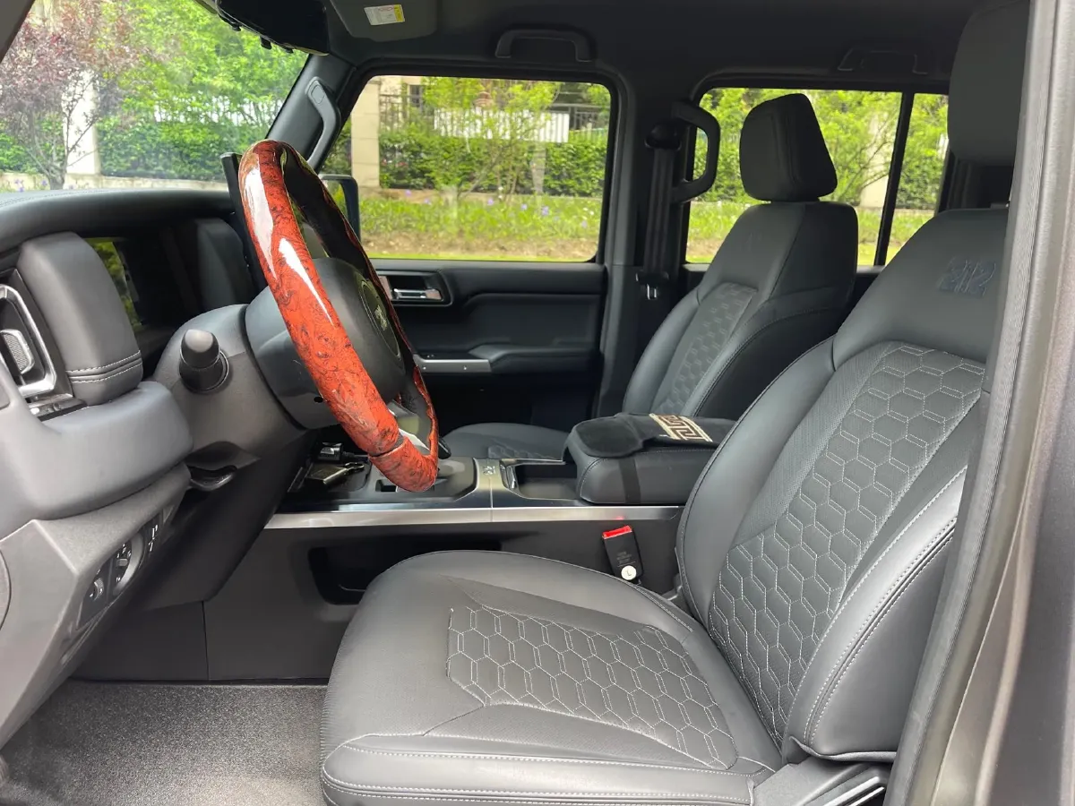 2024 212 212 T01 2.0T 252HP L4 8AT,autocango,china used car exporter,china ev exporter,chinese used car exporter,chinese used ev exporter