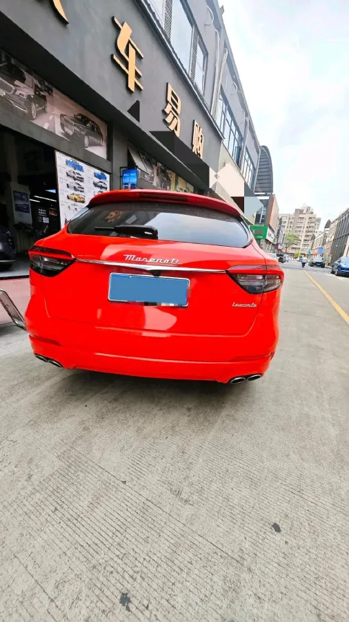 2022 Maserati Levante 2.0T 330HP L4 8AT,autocango,china used car exporter,china ev exporter,chinese used car exporter,chinese used ev exporter