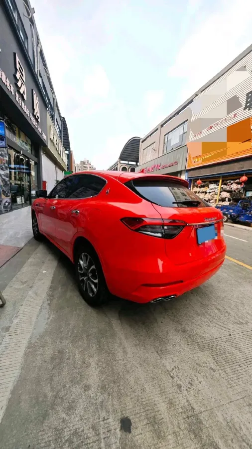 2022 Maserati Levante 2.0T 330HP L4 8AT,autocango,china used car exporter,china ev exporter,chinese used car exporter,chinese used ev exporter