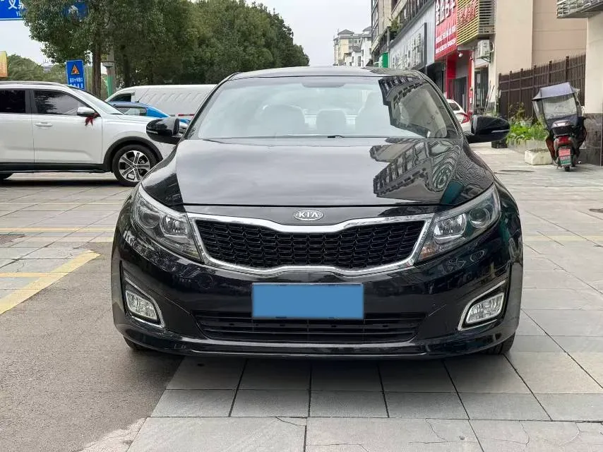 2017 Kia K5 2.0L 161HP L4 6AT,autocango,china used car exporter,china ev exporter,chinese used car exporter,chinese used ev exporter
