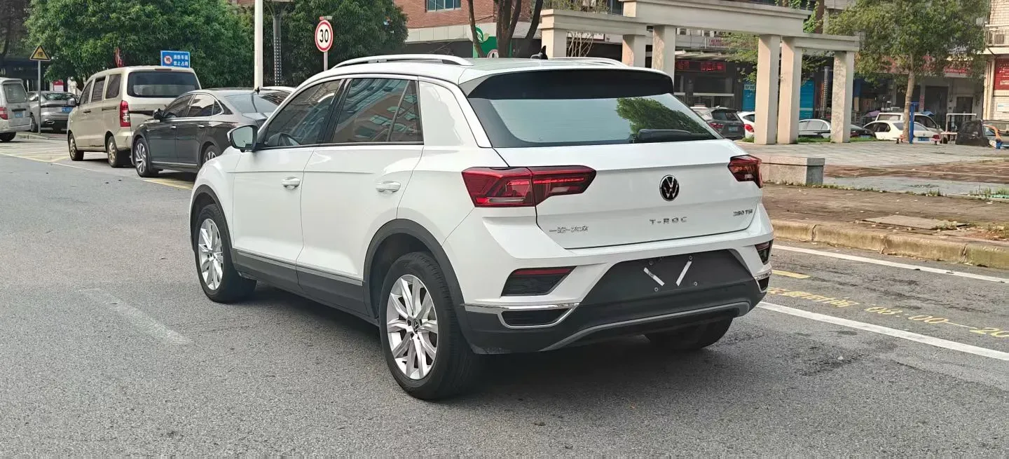 2022 Volkswagen T-Roc 1.4T 150HP L4 7DCT,autocango,china used car exporter,china ev exporter,chinese used car exporter,chinese used ev exporter