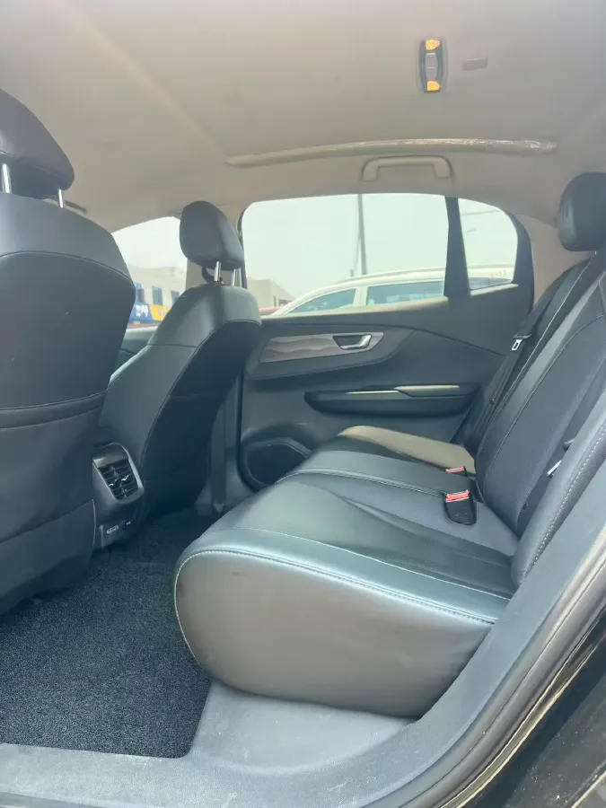 2022 HongQi E-QM5 BEV 54KWH,autocango,china used car exporter,china ev exporter,chinese used car exporter,chinese used ev exporter