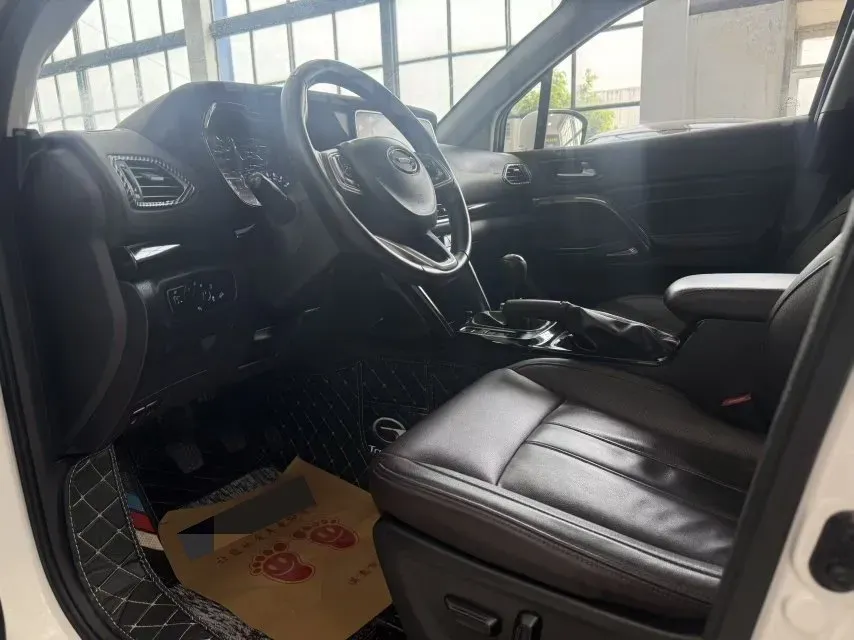 2019 GAC Trumpchi GS4 1.5T 169HP L4 6MT,autocango,china used car exporter,china ev exporter,chinese used car exporter,chinese used ev exporter