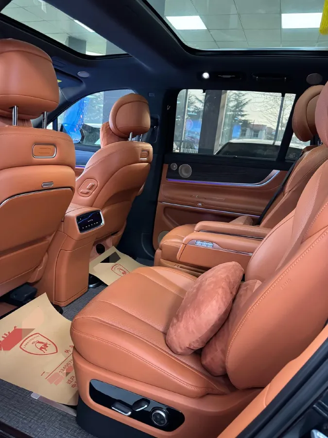 2024 AITO AITO M9 1.5T 152HP L4 REEV 42KWH,autocango,china used car exporter,china ev exporter,chinese used car exporter,chinese used ev exporter