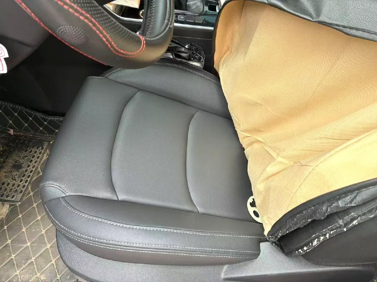 2020 KaiYi XuanJie 1.5L 116HP L4 5MT,autocango,china used car exporter,china ev exporter,chinese used car exporter,chinese used ev exporter