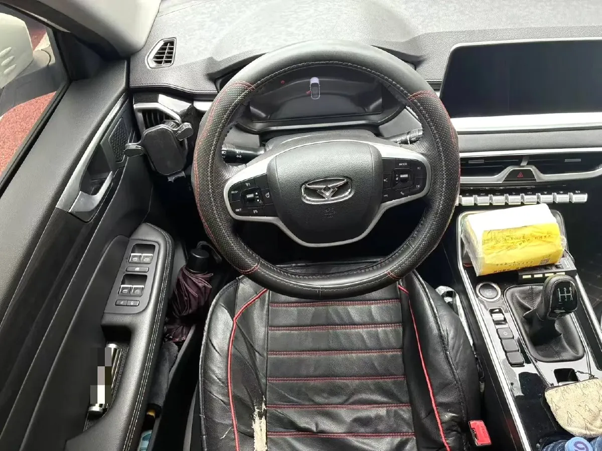 2020 KaiYi XuanJie 1.5L 116HP L4 5MT,autocango,china used car exporter,china ev exporter,chinese used car exporter,chinese used ev exporter