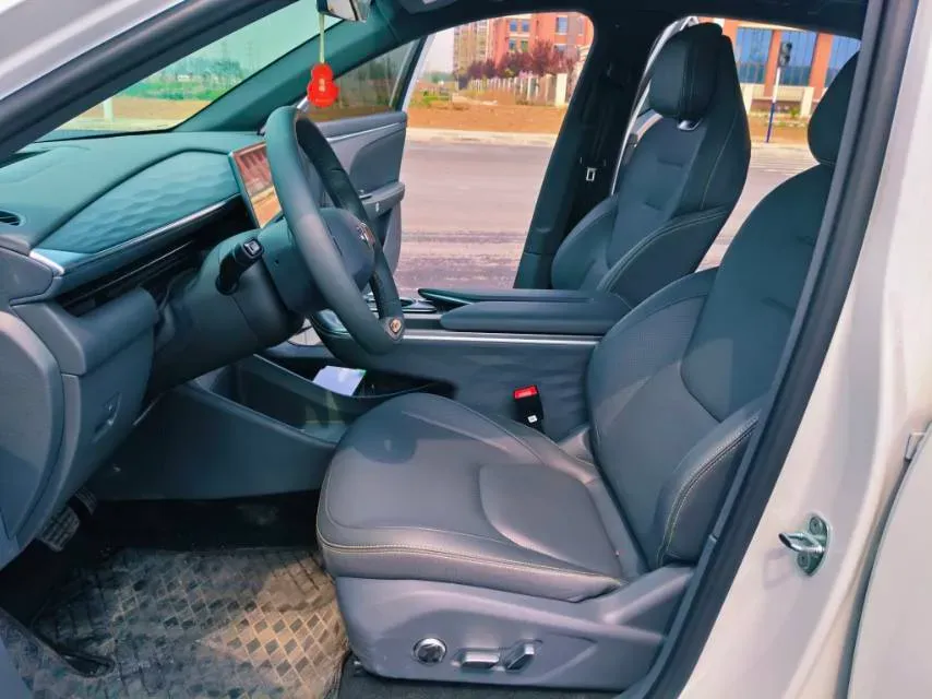 2025 MAXUS G10 2.0T 261HP L4 8AT,autocango,china used car exporter,china ev exporter,chinese used car exporter,chinese used ev exporter