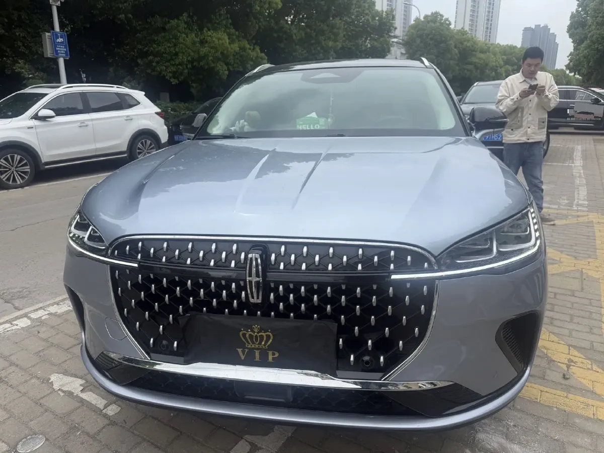 2023 Lincoln Corsair 2.0T 261HP L4 8AT,autocango,china used car exporter,china ev exporter,chinese used car exporter,chinese used ev exporter