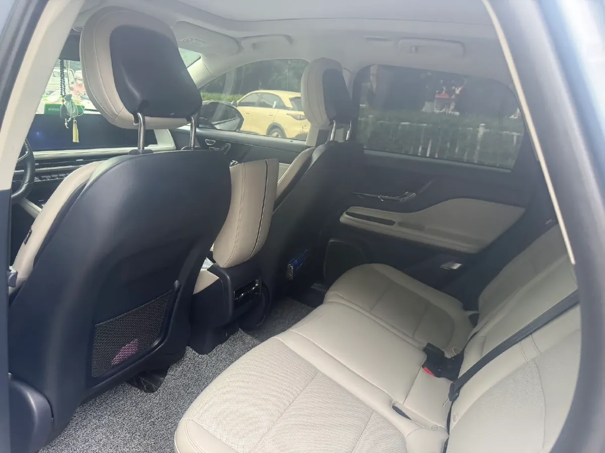 2023 Lincoln Corsair 2.0T 261HP L4 8AT,autocango,china used car exporter,china ev exporter,chinese used car exporter,chinese used ev exporter