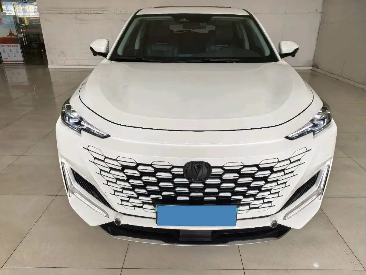 2023 ChangAn UNI-K 2.0T 233HP L4 8AT,autocango,china used car exporter,china ev exporter,chinese used car exporter,chinese used ev exporter