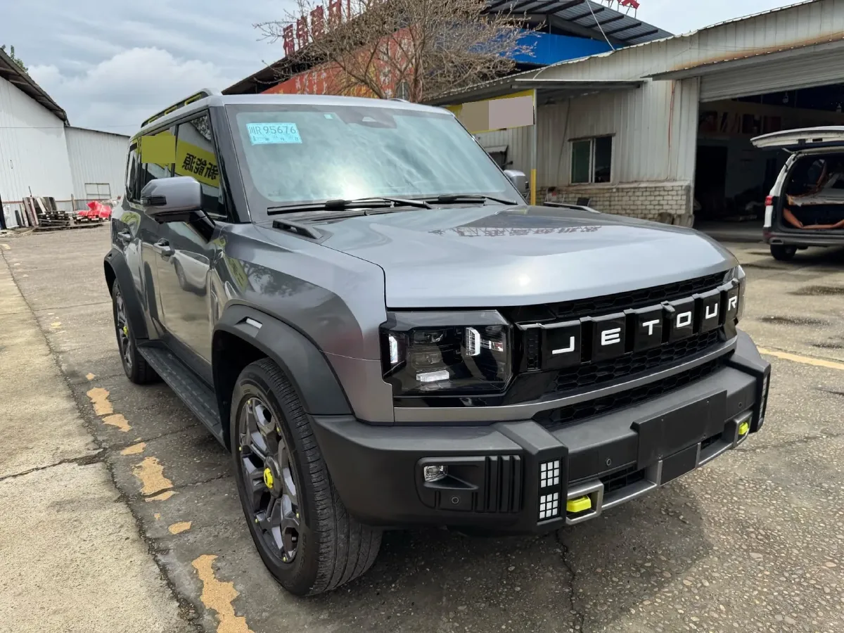 2024 Jetour ShanHai TravellerC-DM 1.5T 156HP L4 3DHT PHEV 43.24KWH,autocango,china used car exporter,china ev exporter,chinese used car exporter,chinese used ev exporter