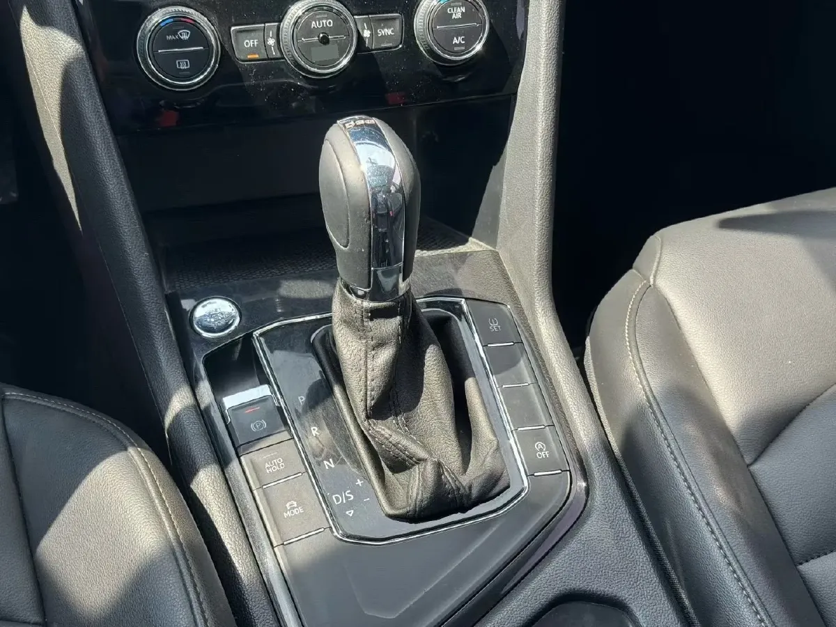 2019 Honda CR-V 1.5T 193HP L4 CVT,autocango,china used car exporter,china ev exporter,chinese used car exporter,chinese used ev exporter