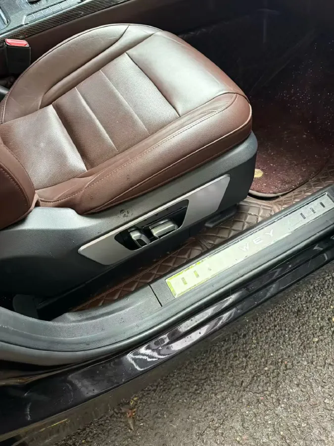 2017 WEY VV7 2.0T 234HP L4 7DCT,autocango,china used car exporter,china ev exporter,chinese used car exporter,chinese used ev exporter