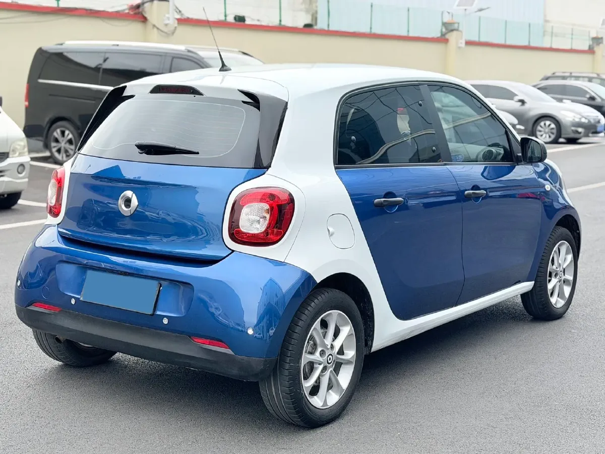 2018 Ford EcoSport 1.0T 125HP L3 6AT,autocango,china used car exporter,china ev exporter,chinese used car exporter,chinese used ev exporter