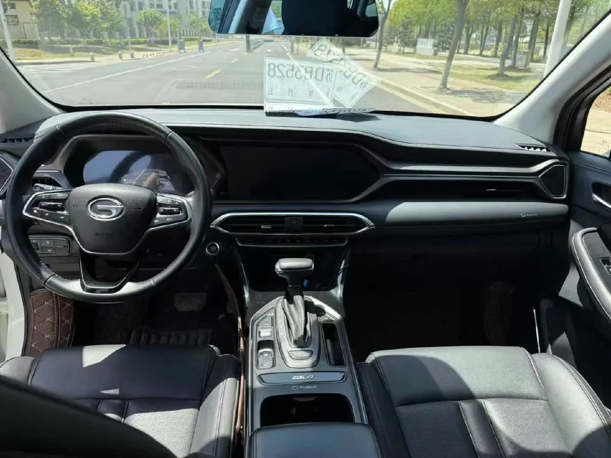 2020 GAC Trumpchi GS4 1.5T 169HP L4 6AT,autocango,china used car exporter,china ev exporter,chinese used car exporter,chinese used ev exporter