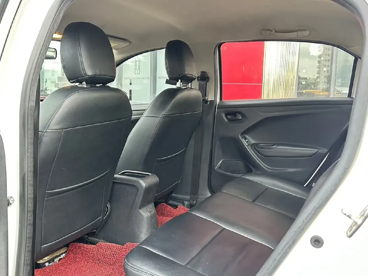 2017 Peugeot 301 1.6L 117HP L4 5MT,autocango,china used car exporter,china ev exporter,chinese used car exporter,chinese used ev exporter