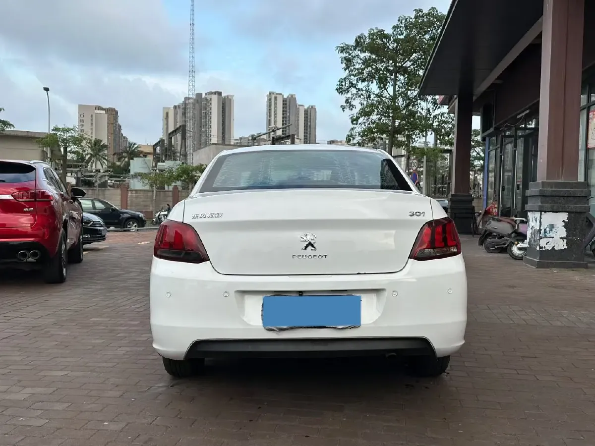 2017 Peugeot 301 1.6L 117HP L4 5MT,autocango,china used car exporter,china ev exporter,chinese used car exporter,chinese used ev exporter