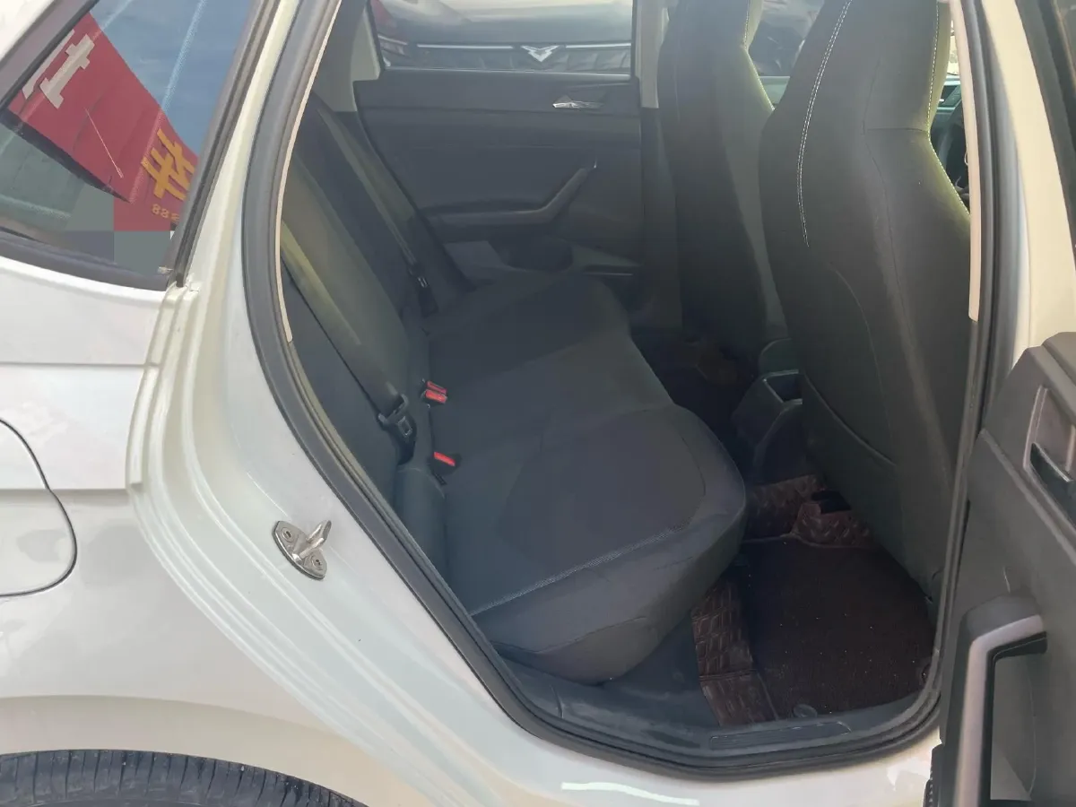 2023 Volkswagen Polo 1.5L 110HP L4 6AT,autocango,china used car exporter,china ev exporter,chinese used car exporter,chinese used ev exporter