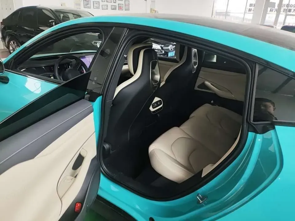 2024 MI SU7 BEV 101KWH,autocango,china used car exporter,china ev exporter,chinese used car exporter,chinese used ev exporter