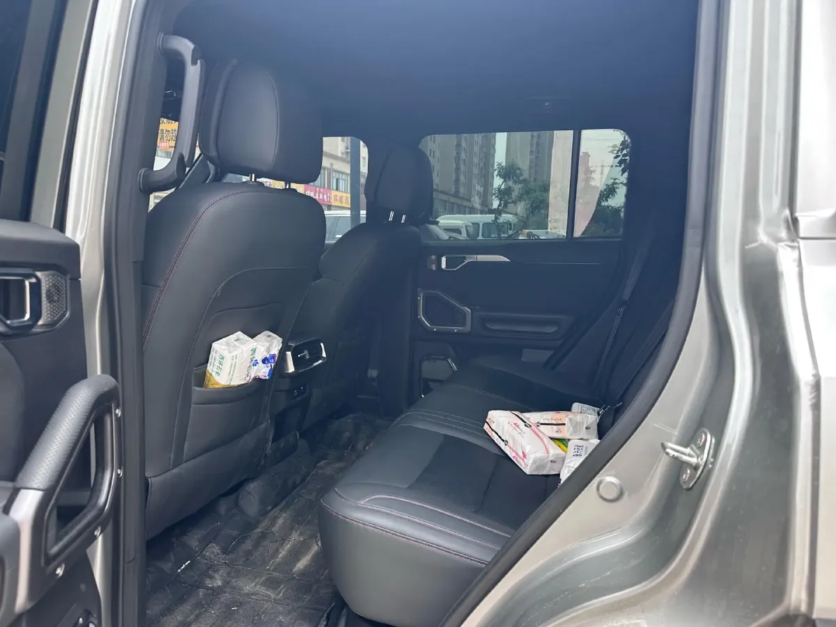 2023 Jetour Traveller 2.0T 254HP L4 8AT,autocango,china used car exporter,china ev exporter,chinese used car exporter,chinese used ev exporter