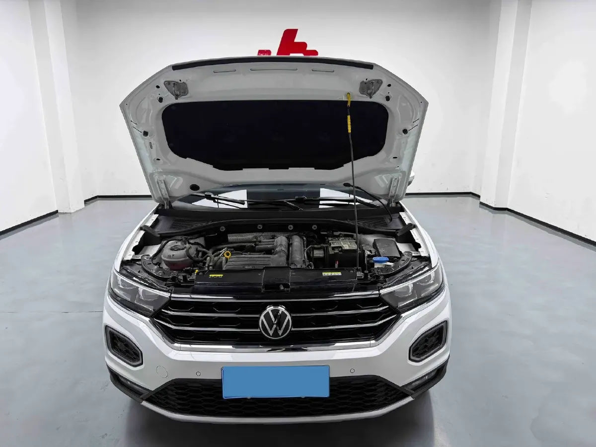 2022 Volkswagen T-Roc 1.4T 150HP L4 7DCT,autocango,china used car exporter,china ev exporter,chinese used car exporter,chinese used ev exporter