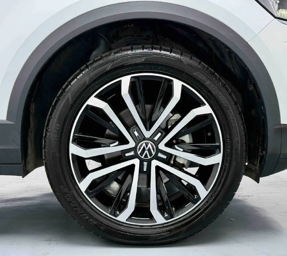 2022 Volkswagen T-Roc 1.4T 150HP L4 7DCT,autocango,china used car exporter,china ev exporter,chinese used car exporter,chinese used ev exporter