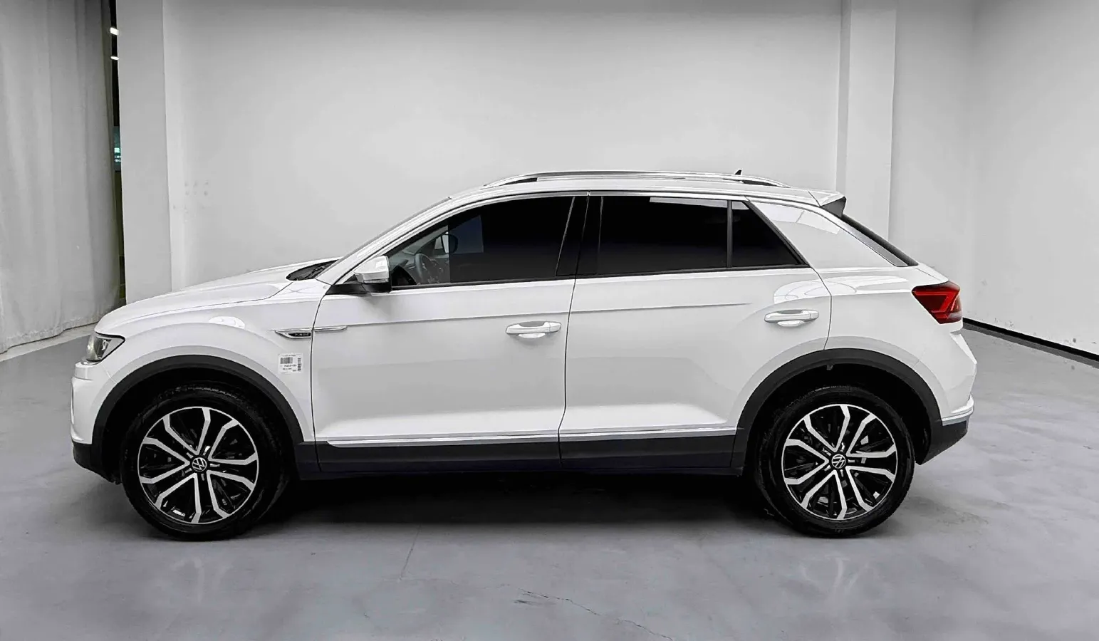 2022 Volkswagen T-Roc 1.4T 150HP L4 7DCT,autocango,china used car exporter,china ev exporter,chinese used car exporter,chinese used ev exporter