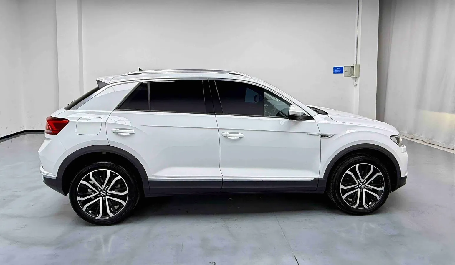 2022 Volkswagen T-Roc 1.4T 150HP L4 7DCT,autocango,china used car exporter,china ev exporter,chinese used car exporter,chinese used ev exporter