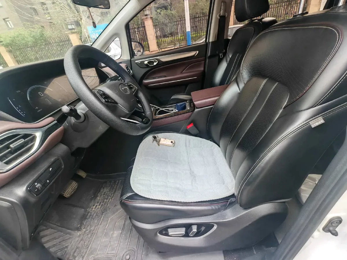 2023 GAC Trumpchi M6 1.5T 177HP L4 7DCT,autocango,china used car exporter,china ev exporter,chinese used car exporter,chinese used ev exporter