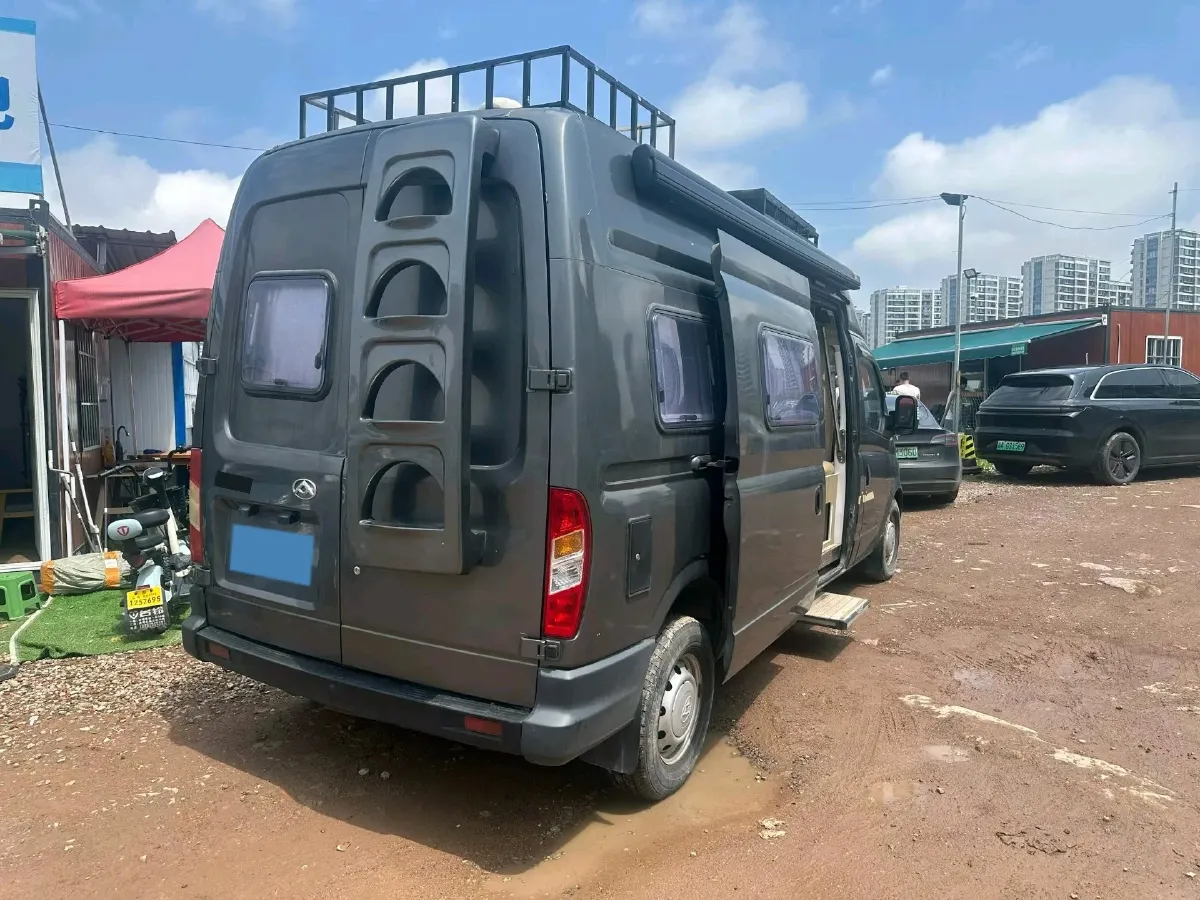 2014 MAXUS XinTu V80 2.5T 136HP L4 6MT,autocango,china used car exporter,china ev exporter,chinese used car exporter,chinese used ev exporter